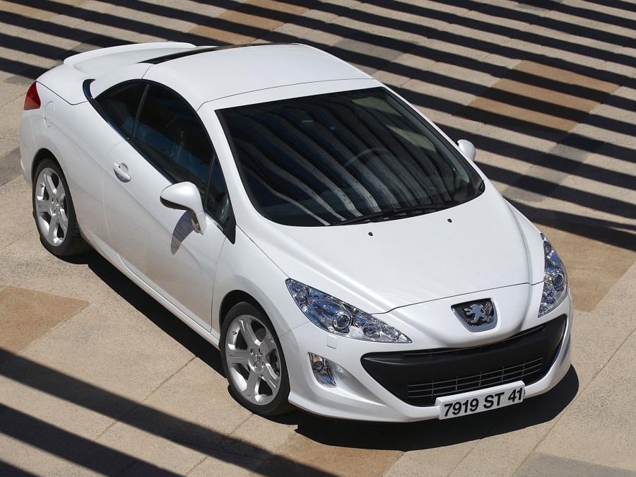 Peugeot 308 CC 2008 года  (фото 19 из 30)